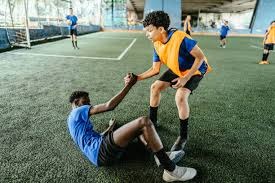 英超积分榜更新：曼城榜首压力加大,