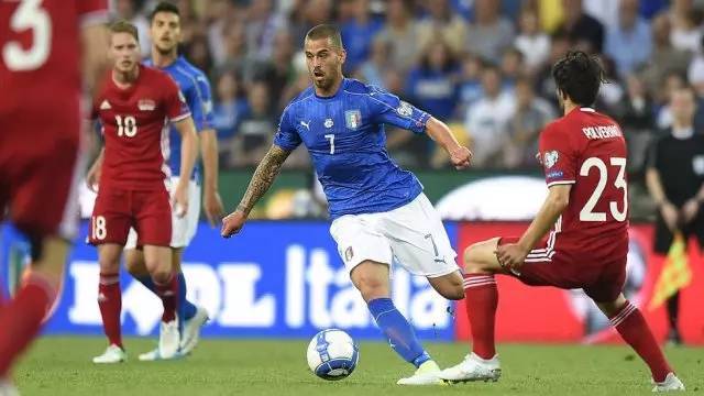 期与球员家 期与球员家