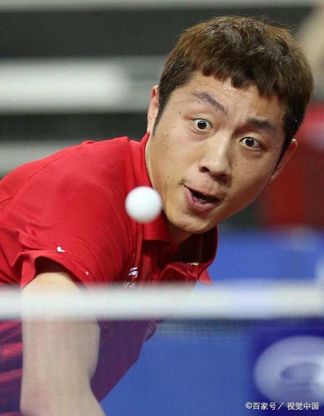 搀扶离场 搀扶离场