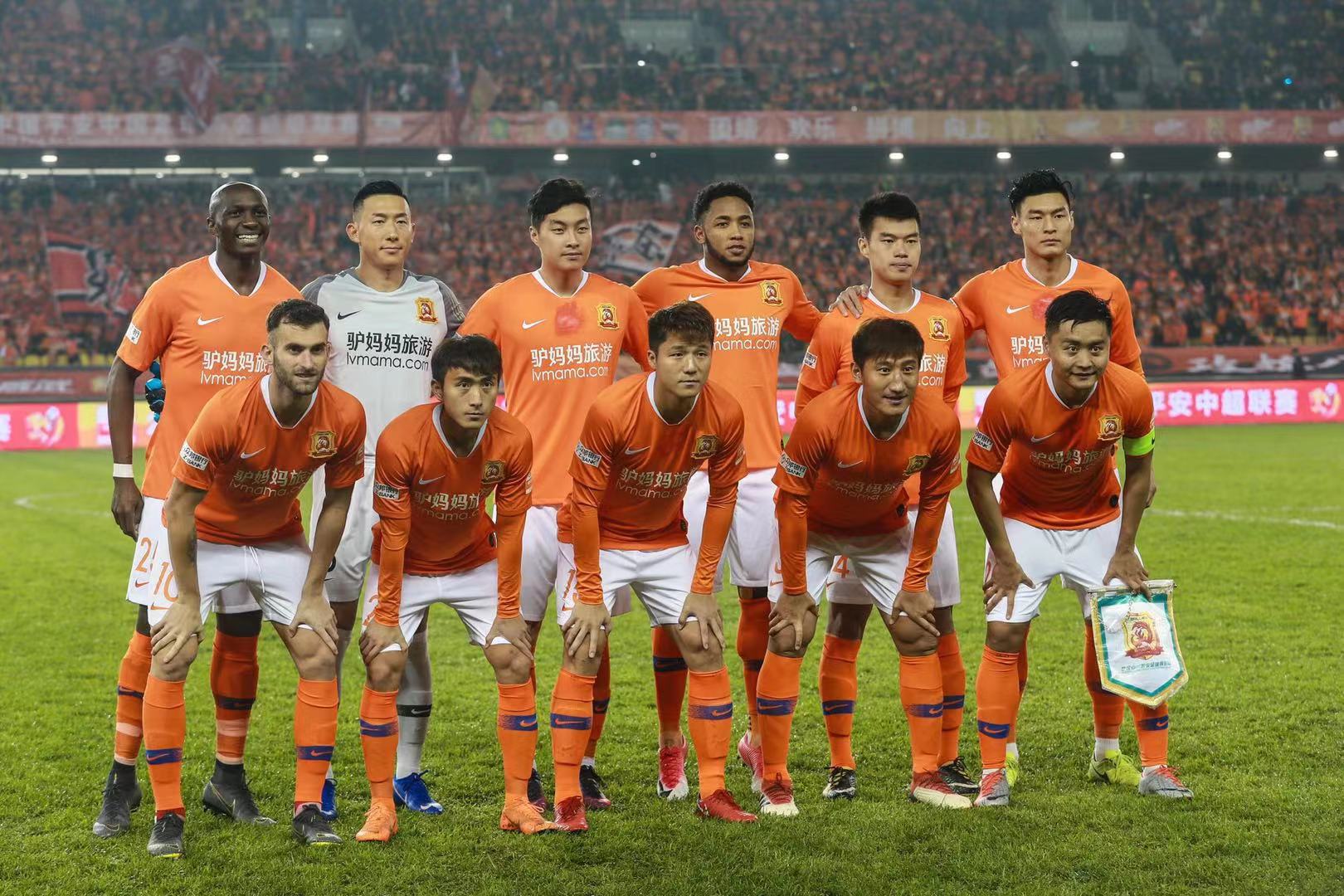 不符合常理 不符合常理